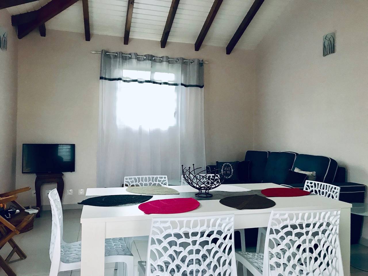 Charmantes Haus mit Meerblick in Petit-Canal + Jacuzzi in Petit-Canal, Guadeloupe