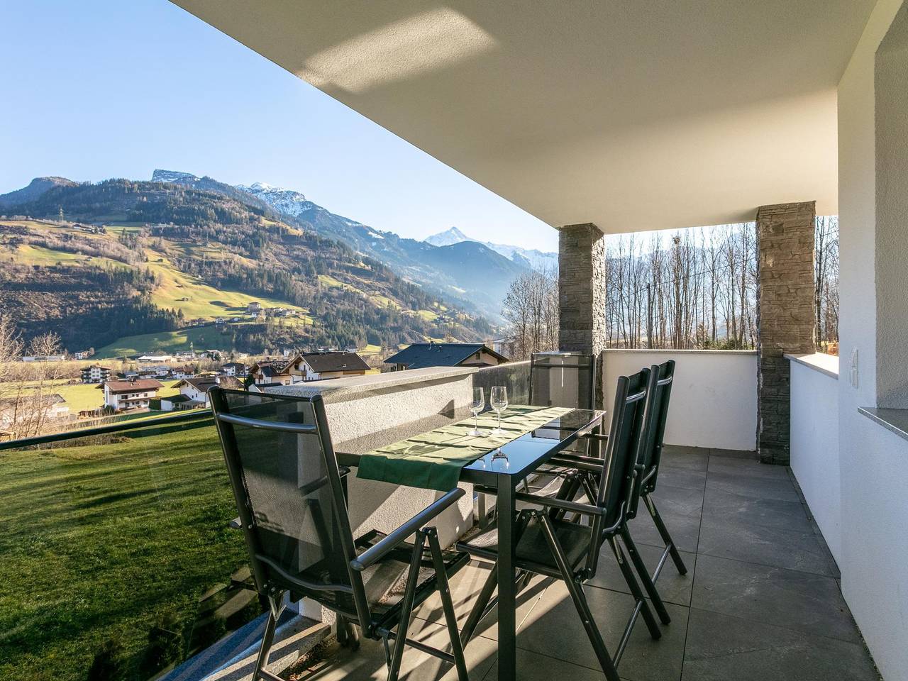 Geheel appartement, Modern appartement op een prachtige locatie in Tux Alps, Zellberg