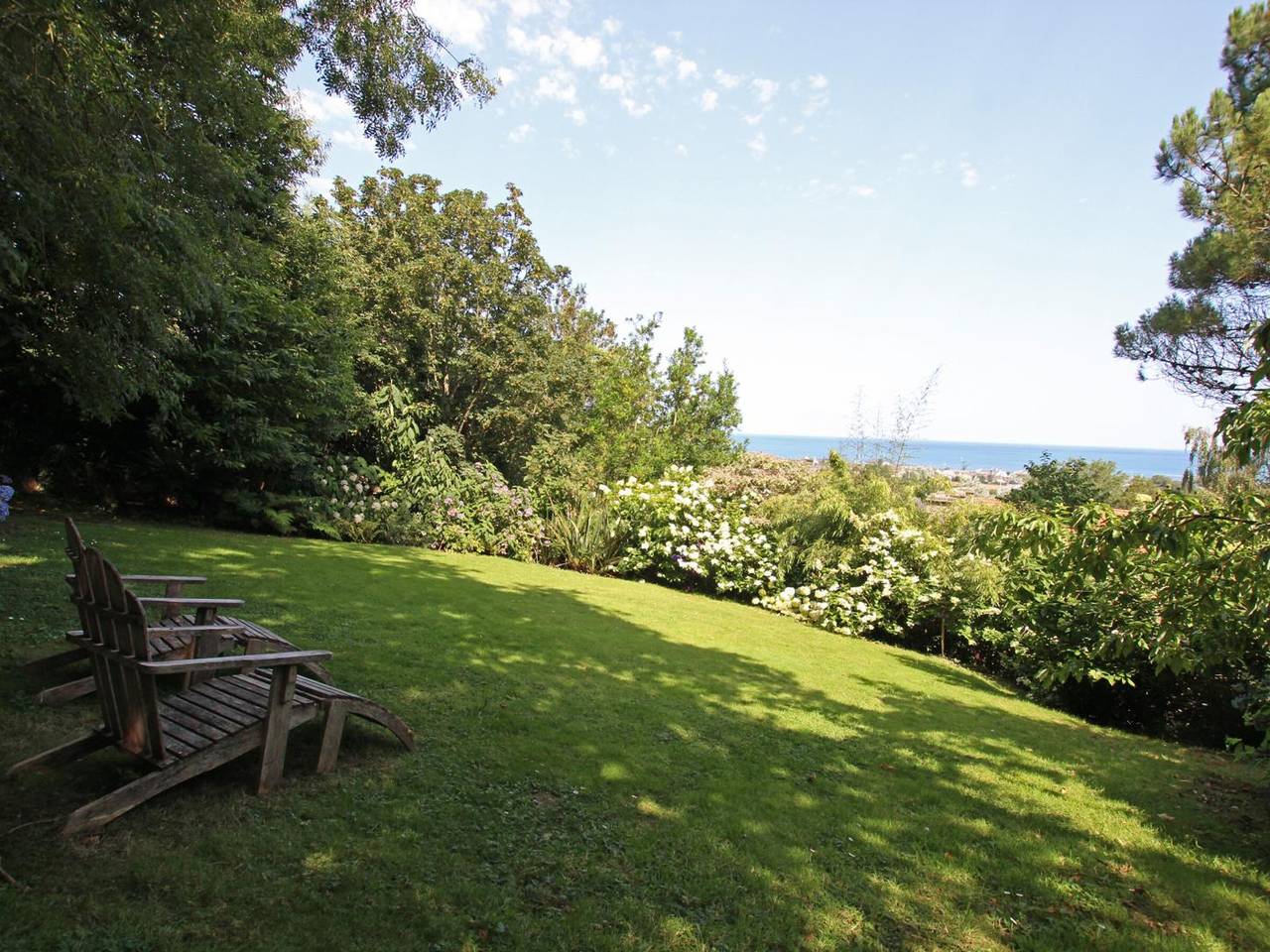 Studio entier, Maisonnette indépendante avec vue mer, jardin privé et wifi in La Hague, Côte de la Déroute