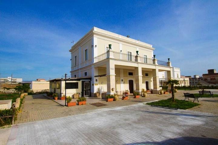 Casa vacanza per 2 persone, con idromassaggio e terrazza in Statte