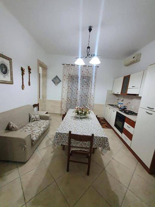 Two-Bedroom House in Avetrana, Golfo di Taranto