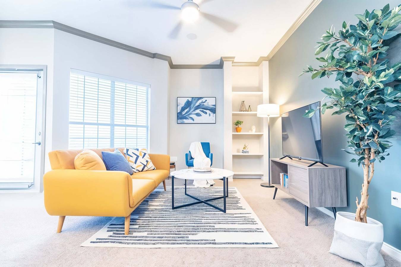 Apartamento entero, Boulevard Stays Relaxing King Suite 1Br with Pool  Gym   Parking in Condado de Travis