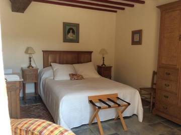 Chambre d’hôte pour 2 personnes, avec terrasse et jardin à Bazougers