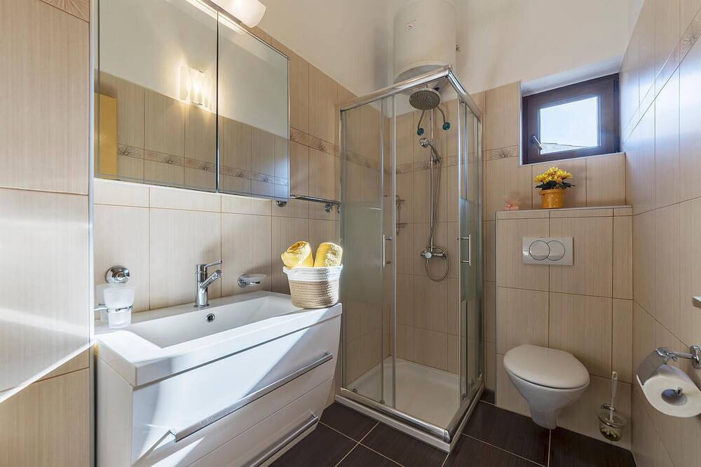 Ganze Wohnung, Gemütliche Ferienwohnung in Labin mit. in Raša, Ostküste Istrien