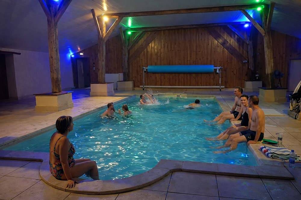 Mini Center Parcs privé – Gîtes 21 pers. Avec piscine couverte, sauna & hammam in Usson-du-Poitou, Vienne (France)