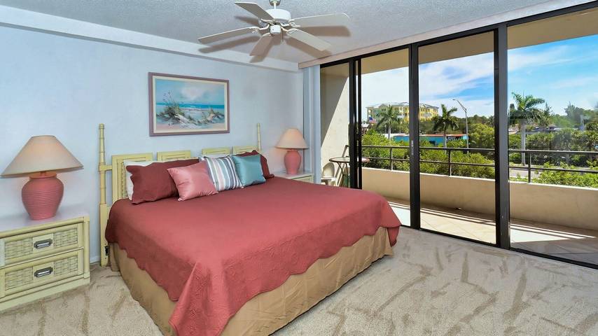 Ganze Wohnung, Rent this Luxury 5 Star Apartment on The Anchorage, Siesta Key Apartment 1008 in Siesta Key, Sarasota County