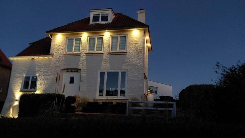 Villa pour 8 personnes, avec Balcon et Terrasse ainsi que Sauna et Vue à Nieuwpoort