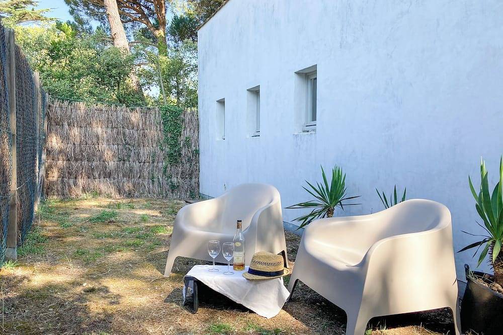 L' Annexe 55 , à proximité du village et au pied de la dune donnant sur la mer in La Couarde-sur-Mer, Île de Ré