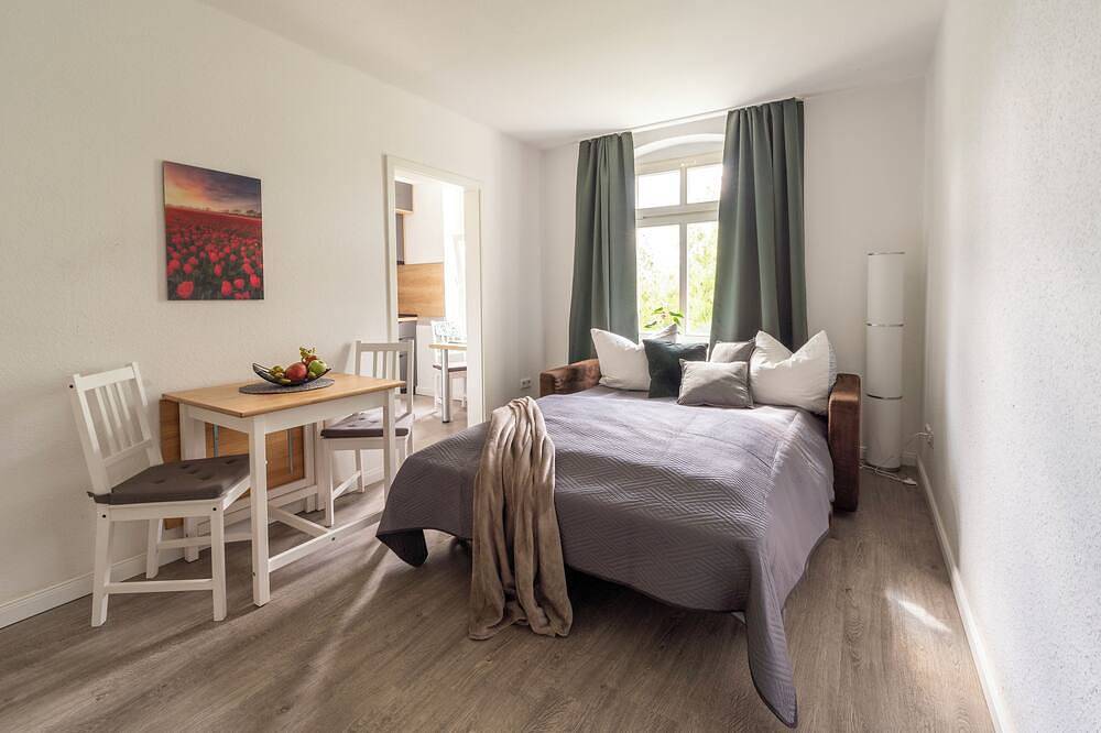 Entire apartment, Appartement Uni Klinik in Magdeburg, Elbe-Börde-Heide