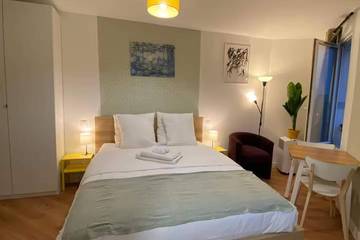 Appartement De Vacances pour 2 Personnes dans Pantin, Seine-Saint-Denis, Photo 1