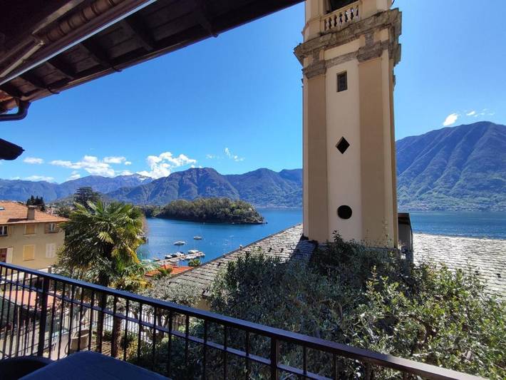 Ferienhaus für 6 Personen, mit Garten und Seeblick sowie Balkon