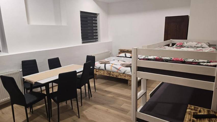 Gîte pour 2 personnes, avec Jardin dans Mojstrana