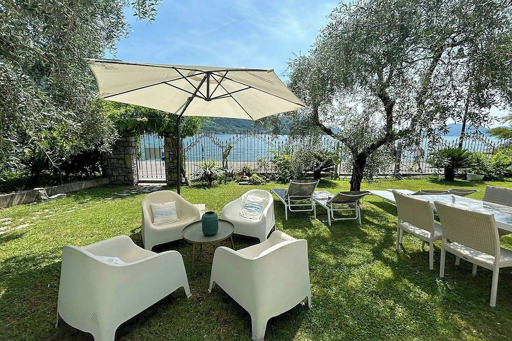 Ganze Wohnung, Haus am See mit Garten in Monte Isola in Peschiera Maraglio, Monte Isola