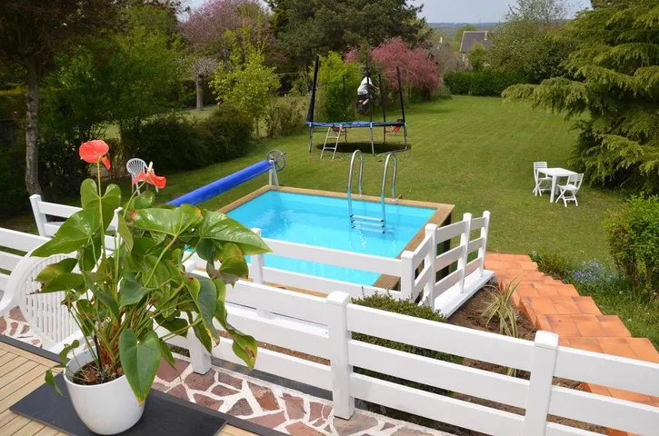 Villa für 9 Personen, mit Ausblick und Garten sowie Pool, mit Haustier - 1