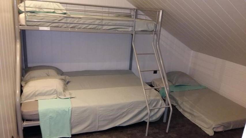 Location de vacances pour 5 personnes, avec jardin et terrasse à Domessin - 2