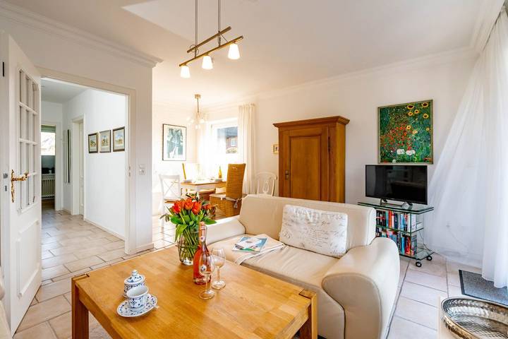 Ganze Wohnung, Herzlich Willkommen im 3-Zimmer-Ferienappartement "Theresa" in Nordfriesische Inseln (Schleswig-Holstein) (Schleswig-Holstein), Wenningstedt