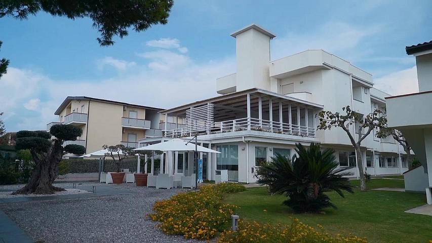 Appartamento per 4 persone, con Balcone e Terrazza nonché Giardino a Santa Maria del Cedro