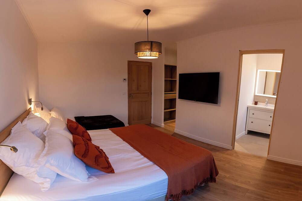 Comme à la Maison in Châteauneuf-de-Gadagne, Vaucluse