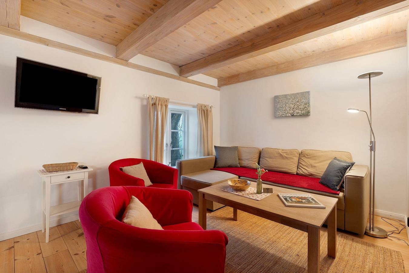 Ganze Wohnung, Ferienwohnung 'Haus Mühlenhof 3' mit gemeinsamer Terrasse, privatem Garten und Wi-Fi in Hillgroven, Dithmarschen