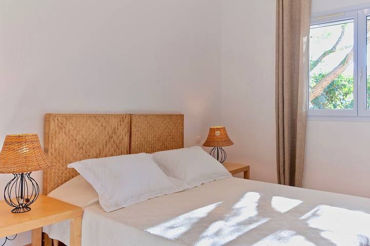 Villa pour 6 personnes dans Cala Rossa - 2