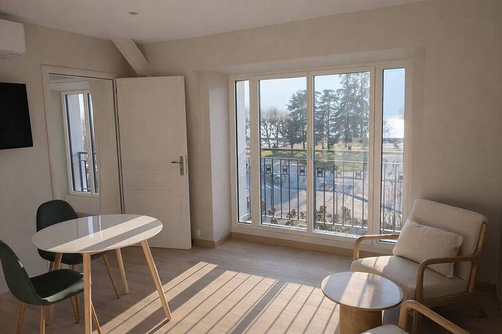 Ganze Wohnung, Les Flots Harmonieux (30m² lake view) in Aix-les-Bains, Chambéry und Umgebung
