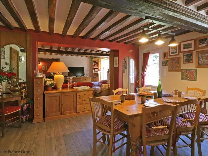 Location de vacances pour 5 personnes, avec terrasse et jardin à Vimoutiers - 2