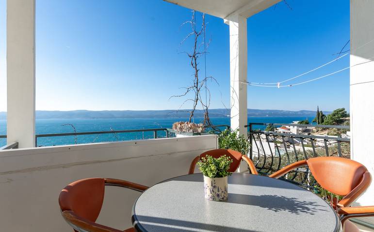 Apartament wakacyjny dla 4 osób, z taras w Marusici