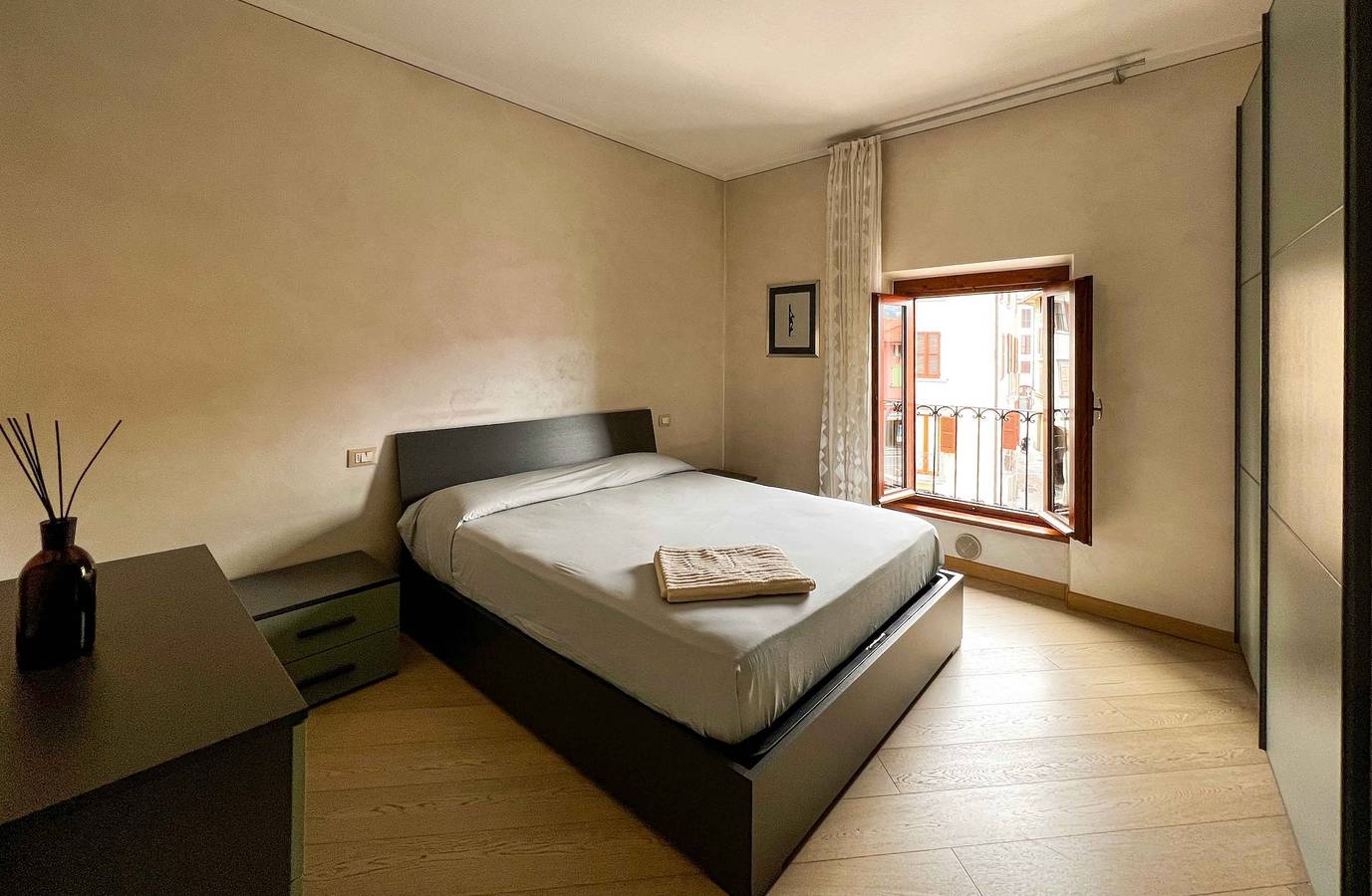 Geheel appartement, Appartement "Casa La Torre" met Airconditioning in Pisogne, Gemeente Pisogne