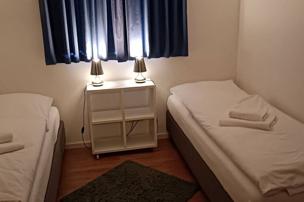 Ganze Wohnung, Bungalow 125qm, Terr., Garten, Küche, 3 Schlafzimmer, Wohnzimmer, 2 Bäder, Wlan in Ruhpolding, Bayerische Alpen