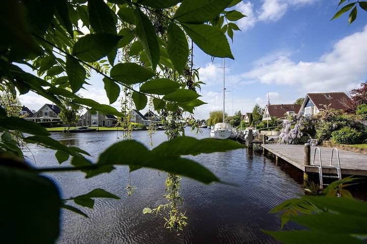 Ferienhaus für 8 Personen, mit Terrasse und Pool sowie Garten - 1