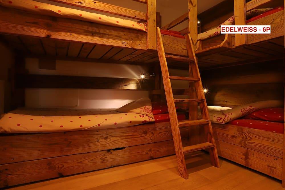 Chalet Luxe Et Charme, 4* Bella Alpina, 6/8P, 75m2, 200 ans in Bonneval-sur-Arc, Massif de la Vanoise