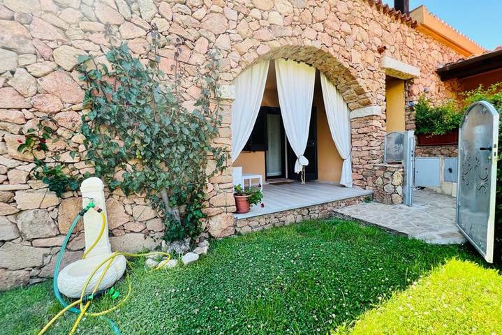 Appartement de vacances pour 4 personnes, avec jardin