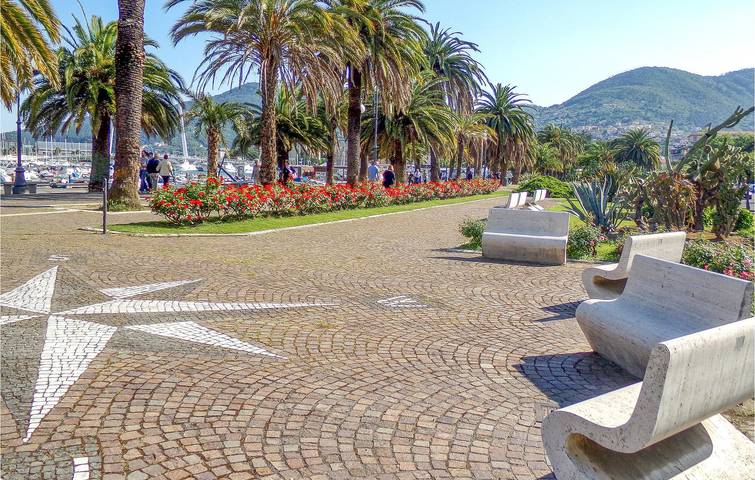 Gîte pour 5 personnes, avec terrasse à La Spezia - 2