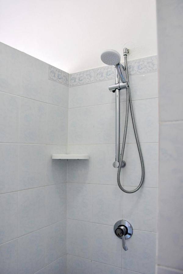 Location de vacances pour 6 personnes, avec jardin ainsi que piscine et vue à Sant'Antonio di Gallura - 4