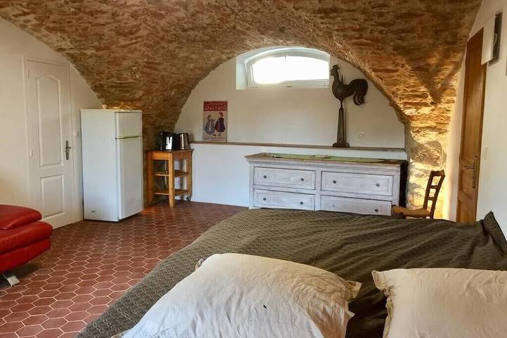 Gîte pour 2 personnes, avec Jardin à Bagnols-sur-Cèze
