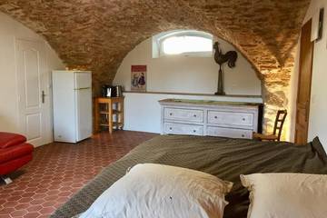 Agriturismo pour 2 personnes, avec jardin à Bagnols-sur-Cèze