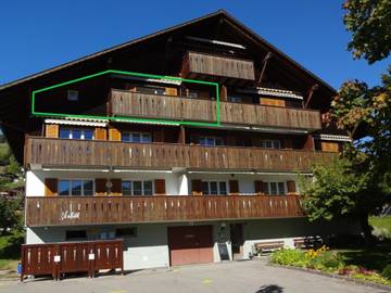 Gîte pour 3 personnes, avec balcon à Saanen