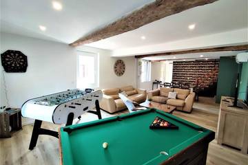 Location de vacances pour 8 personnes, avec jardin à Bailly-en-Rivière