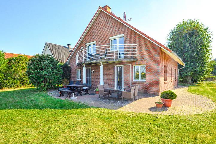 Ferienhaus für 4 Personen, mit Terrasse und Garten sowie Seeblick am Dümmer See (Mecklenburg-Vorpommern)