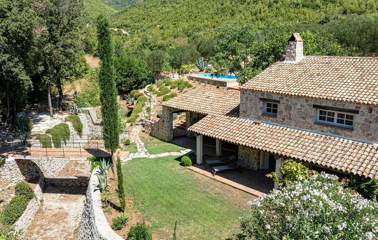 Villa für 6 Personen, mit Garten und Terrasse - 1