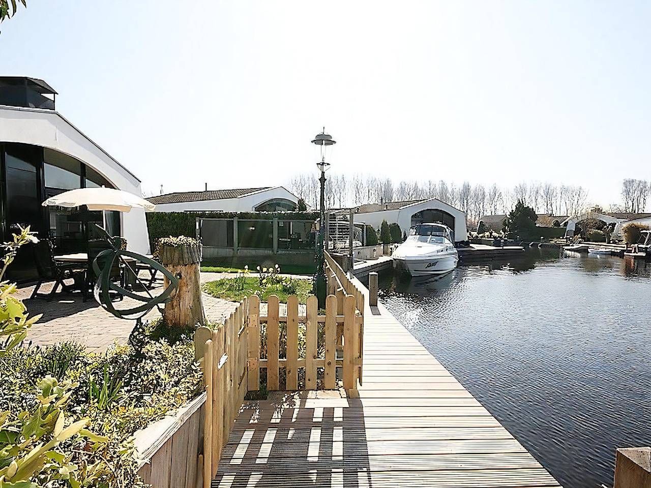 Aquaronde 129 in Lemmer, Ijsselmeer