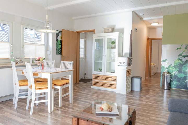 Ferienwohnung für 3 Personen, mit Terrasse und Garten in Meeschendorf - 3