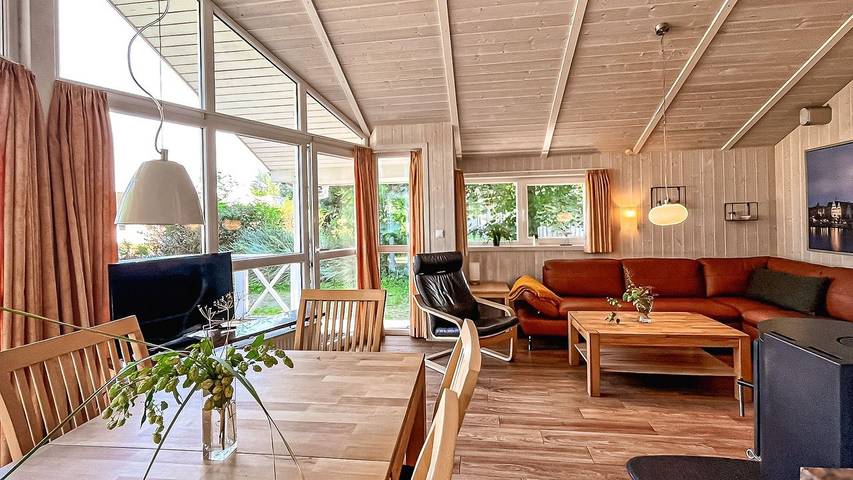 Ferienhaus für 6 Personen, mit Garten und Whirlpool sowie Terrasse und Sauna, mit Haustier in der Lübecker Bucht - 2
