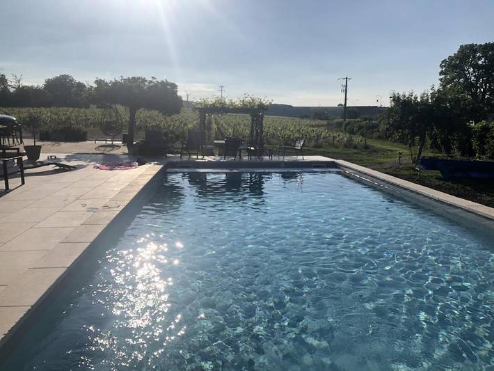 Location de vacances pour 5 personnes, avec Terrasse ainsi que Jardin et Piscine à Préhy