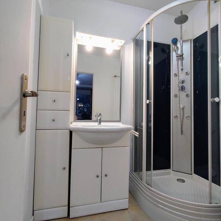 Gîte pour 2 personnes, avec vue ainsi que jardin et terrasse, animaux acceptés à Champigny-sur-Marne - 3