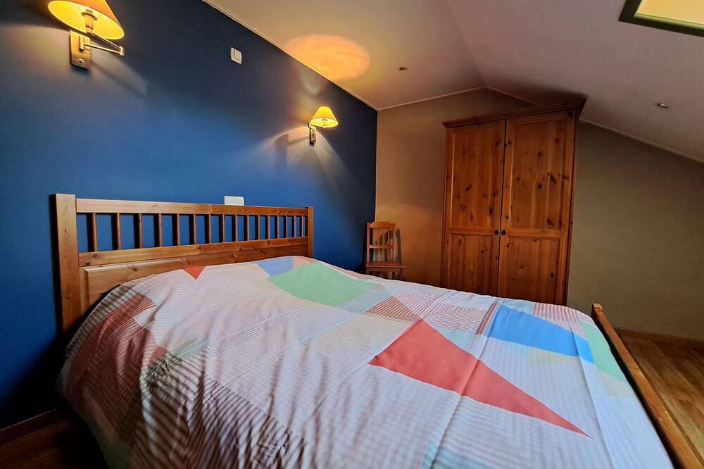Gîte-Hütte-Ensuite mit Bad-Gartenblick in Nadrin, Houffalize