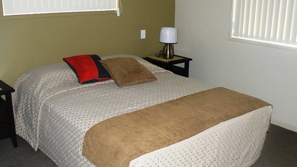 Ganze Wohnung, Baiavista Wohnungen 5 in Scarness, Hervey Bay