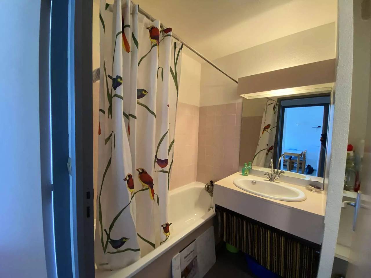 Apartamento entero, 215 - Bonito apartamento para dos personas con vistas al puerto in Hourtin, Parque natural regional del Médoc