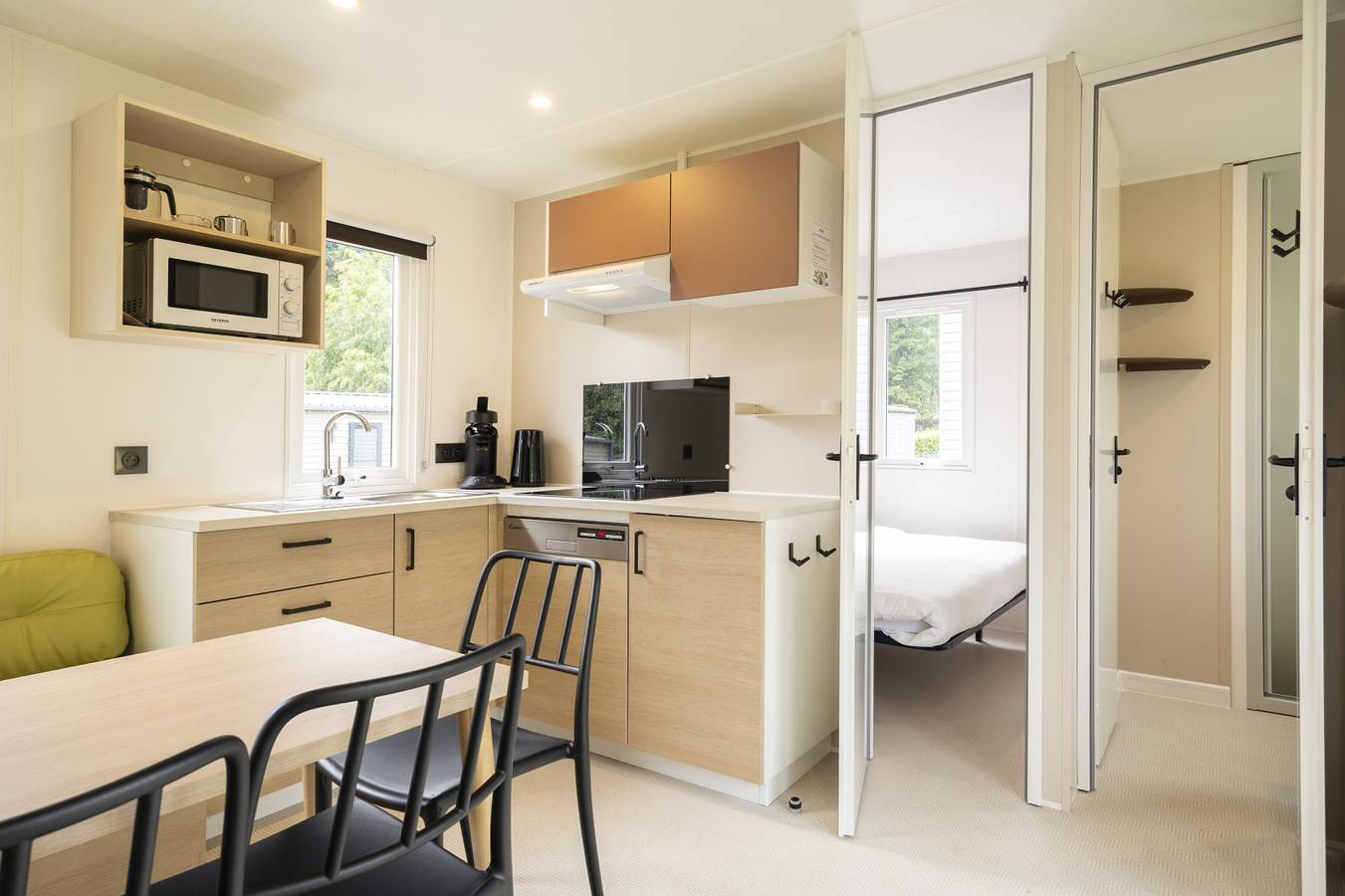 Moderne Lodge für 6 Personen mit modernem Look und warmem Interieur in Poppel, Ravels