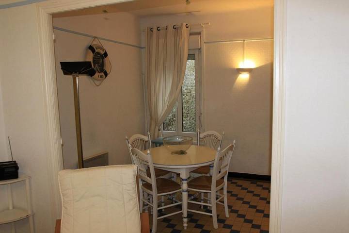 Gîte pour 3 personnes, avec balcon dans Office De Tourisme De Mers Les Bains - 4
